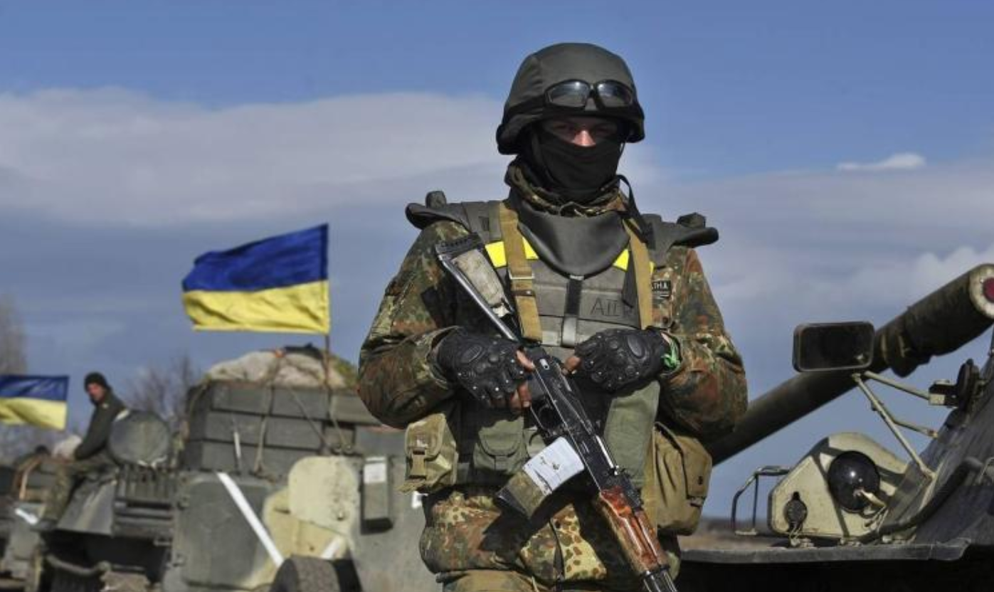 الجيش الأوكراني يواجه تحديات كبيرة في مواجهة القوات الروسية