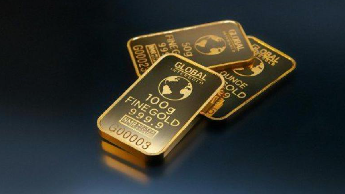 الذهب يتألق بمستويات قياسية مع ارتفاع التوترات الاقتصادية