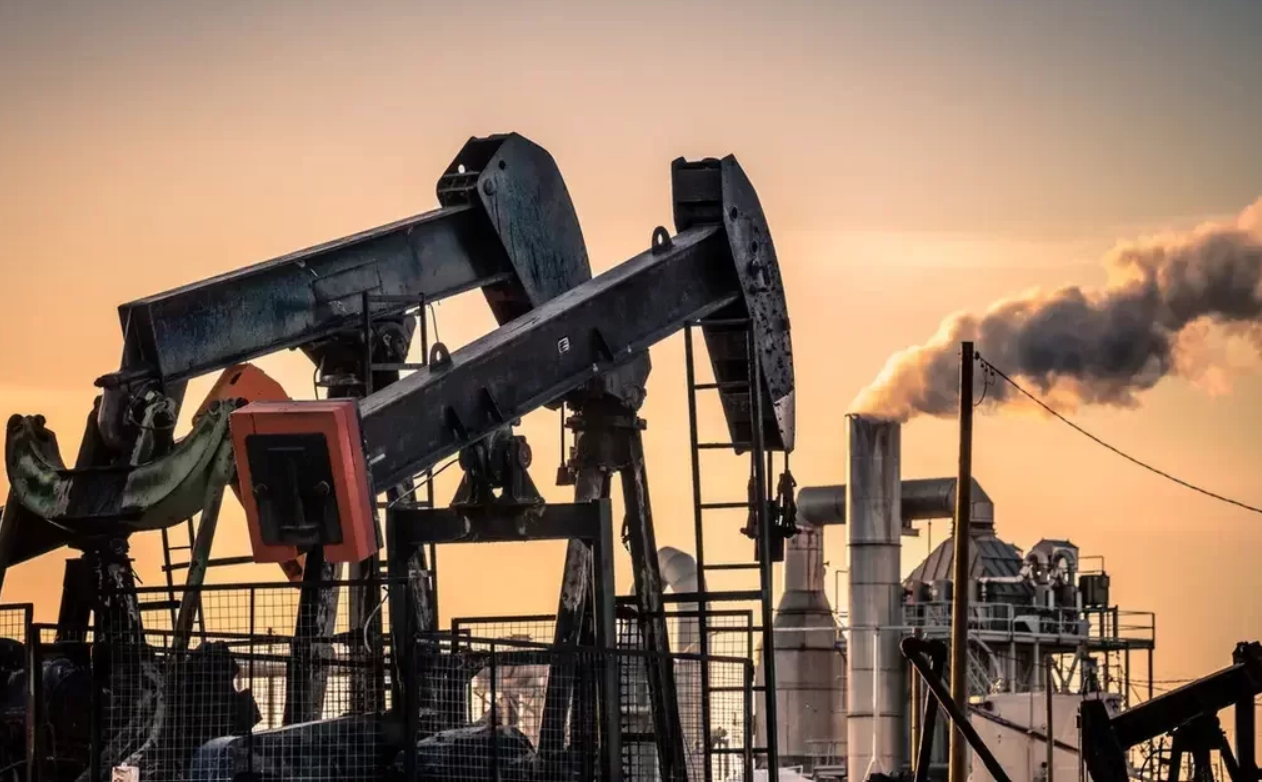 تصاعد التوتر في الشرق الأوسط يدفع أسعار النفط للارتفاع