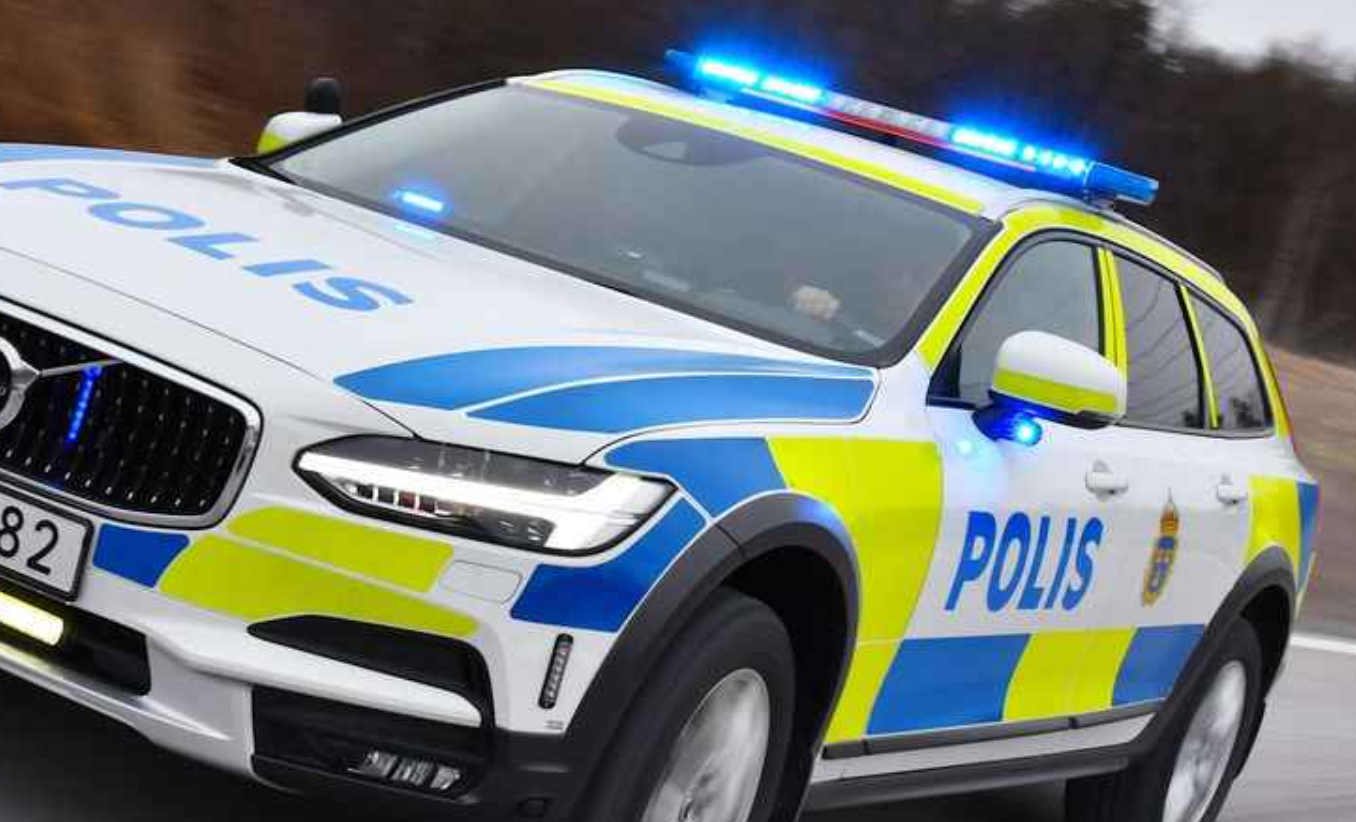 الشرطة السويدية تعتقل فتى حاول سرقة متجر تحت تهديد السلاح في مالمو