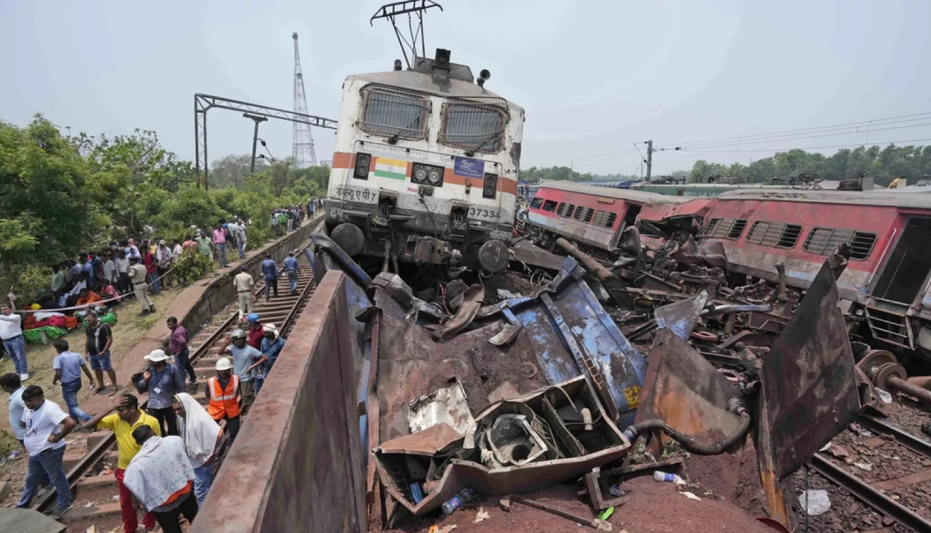 الهند: مقتل 5 أشخاص وإصابة 25 آخرين في حادث تصادم قطارين